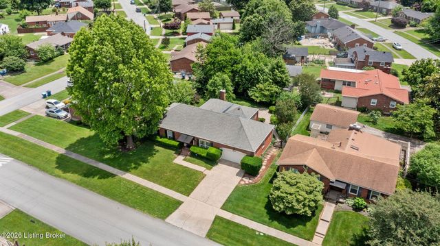3202 Pomeroy Dr, Louisville, KY 40220
