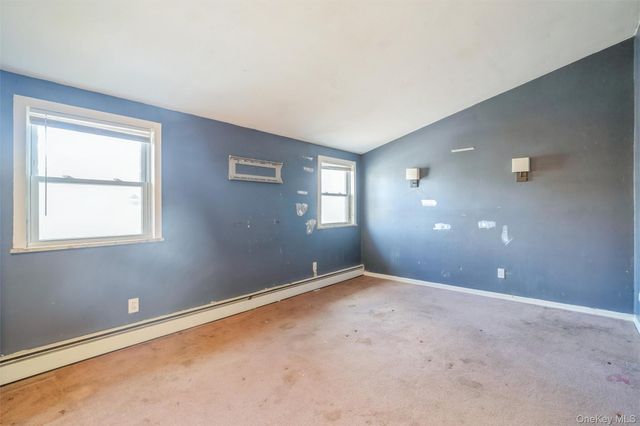 4 Laurel Lane, Shirley, NY 11967