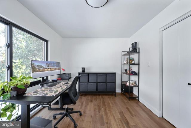 1 WALTER CIR, Fredericksburg, VA 22405