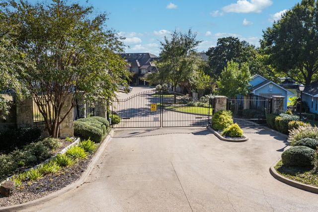 128 Marina Drive, Mabank, TX 75156