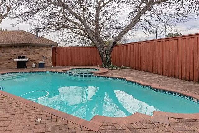 16209 Havenglen Drive, Dallas, TX 75248