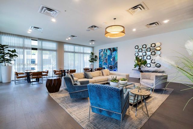 4740 NW 84th Court 38, Doral, FL 33166