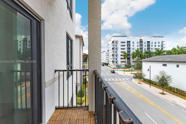 4740 NW 84th Court 38, Doral, FL 33166