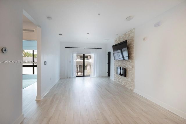 4740 NW 84th Court 38, Doral, FL 33166