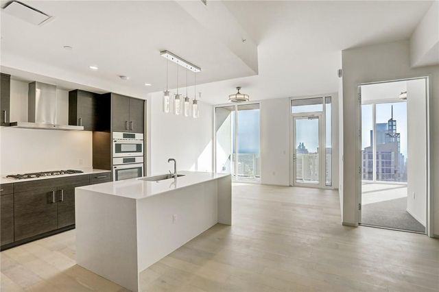 301 West Ave 4504, Austin, TX 78701