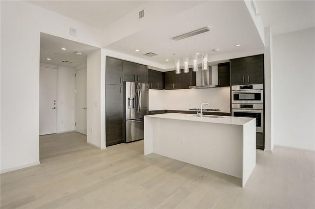 301 West Ave 4504, Austin, TX 78701