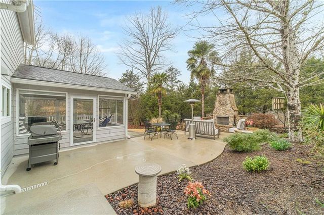 2387 Overlook SW Drive, Conyers, GA 30094