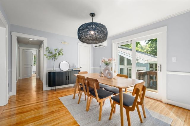 164 East Main St, Hopkinton, MA 01748