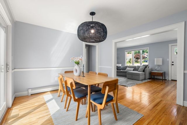 164 East Main St, Hopkinton, MA 01748