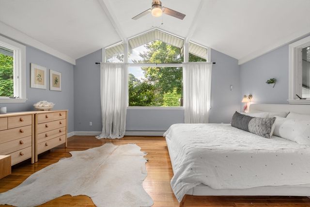 164 East Main St, Hopkinton, MA 01748