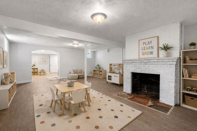 164 East Main St, Hopkinton, MA 01748