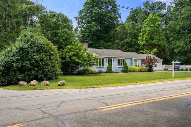 164 East Main St, Hopkinton, MA 01748