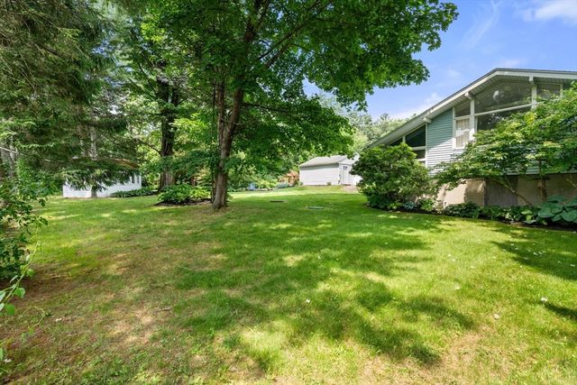 164 East Main St, Hopkinton, MA 01748