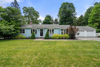 164 East Main St, Hopkinton, MA 01748