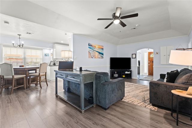 217 Carmel Dr, Portland, TX 78374