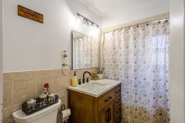 113 S Mckinley Ave, Woodbridge Twp., NJ 08830