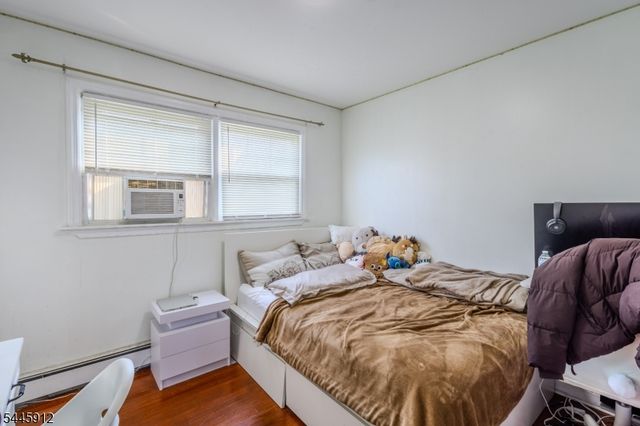 113 S Mckinley Ave, Woodbridge Twp., NJ 08830