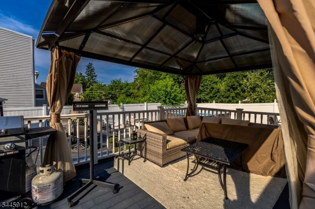 113 S Mckinley Ave, Woodbridge Twp., NJ 08830