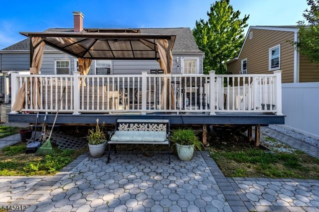 113 S Mckinley Ave, Woodbridge Twp., NJ 08830