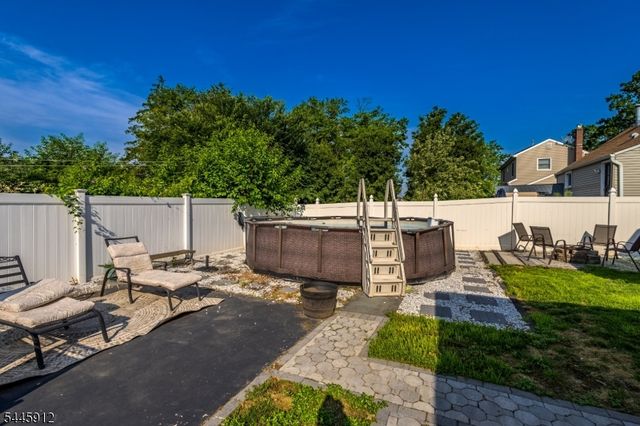 113 S Mckinley Ave, Woodbridge Twp., NJ 08830