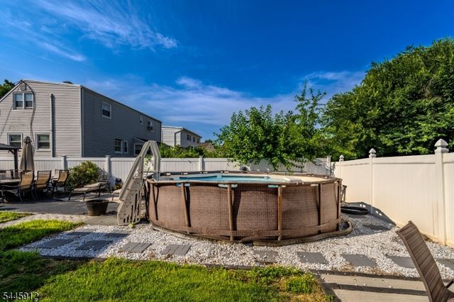 113 S Mckinley Ave, Woodbridge Twp., NJ 08830