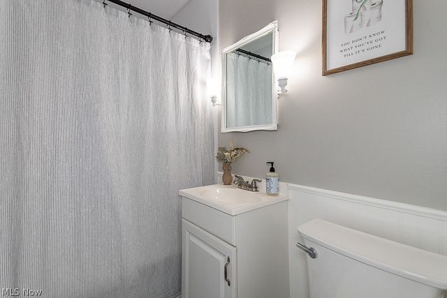 9017 Woodridge Lane, Mentor, OH 44060