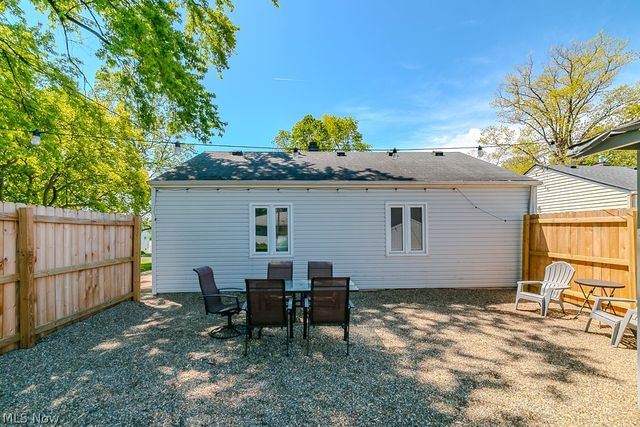 9017 Woodridge Lane, Mentor, OH 44060