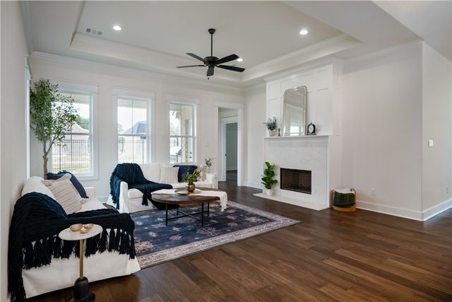 4752 Coral River, College Station, TX 77845