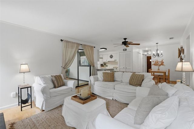 2267 SW 43RD PLACE, Gainesville, FL 32608