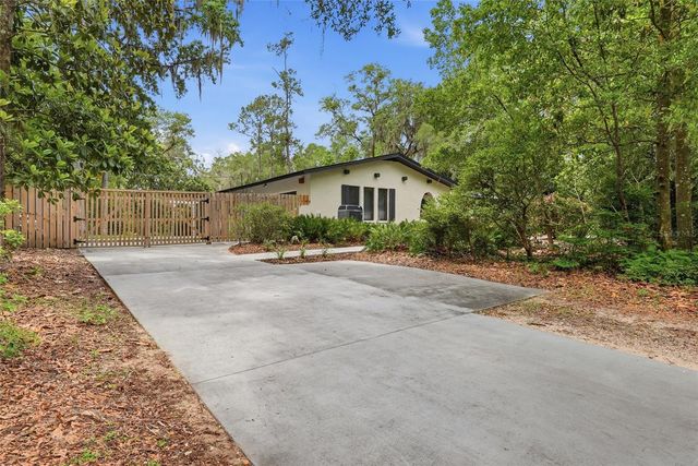 2267 SW 43RD PLACE, Gainesville, FL 32608