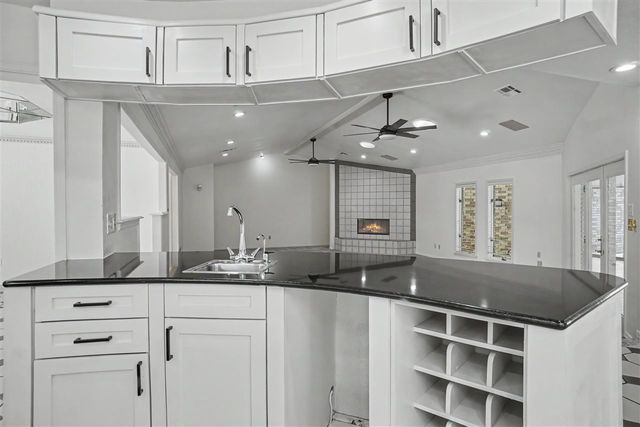 306 NW 33rd Pl, Lawton, OK 73505