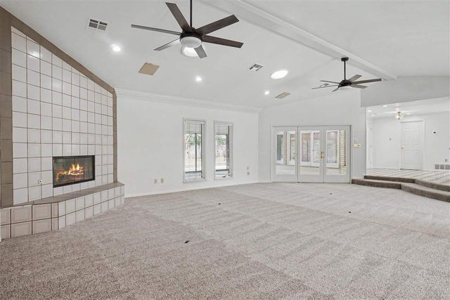 306 NW 33rd Pl, Lawton, OK 73505