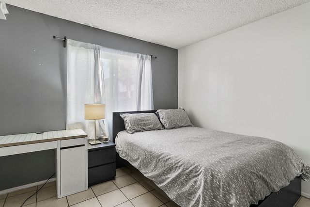 2521 W Sunflower Avenue R1, Santa Ana, CA 92704