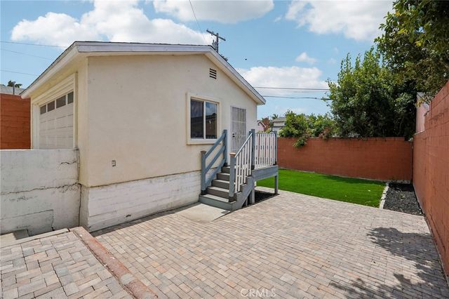 914 Alpha Street, Inglewood, CA 90302