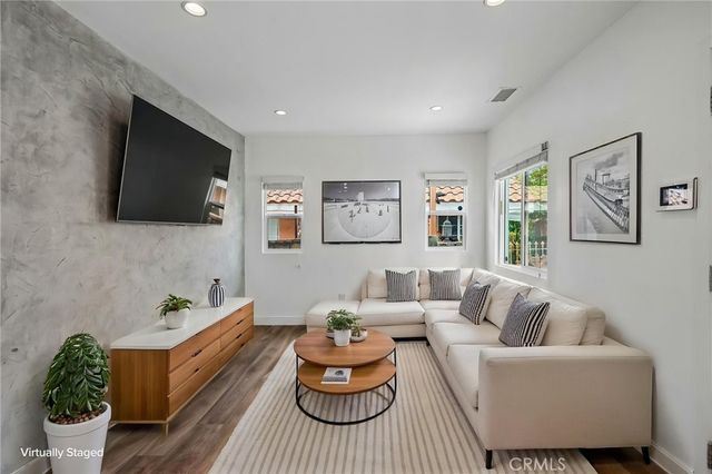 914 Alpha Street, Inglewood, CA 90302