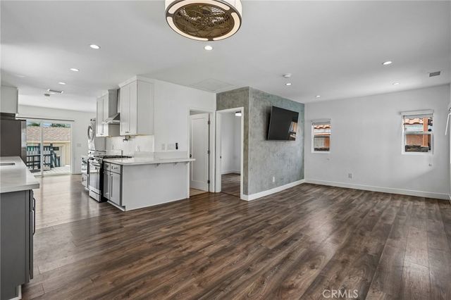 914 Alpha Street, Inglewood, CA 90302