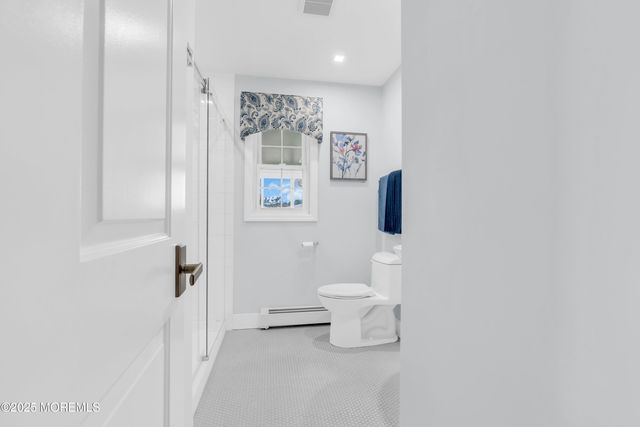 13 Canaries Court, Toms River, NJ 08757