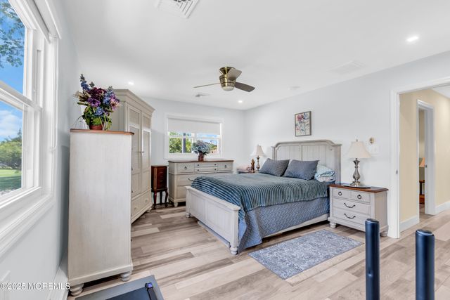 13 Canaries Court, Toms River, NJ 08757