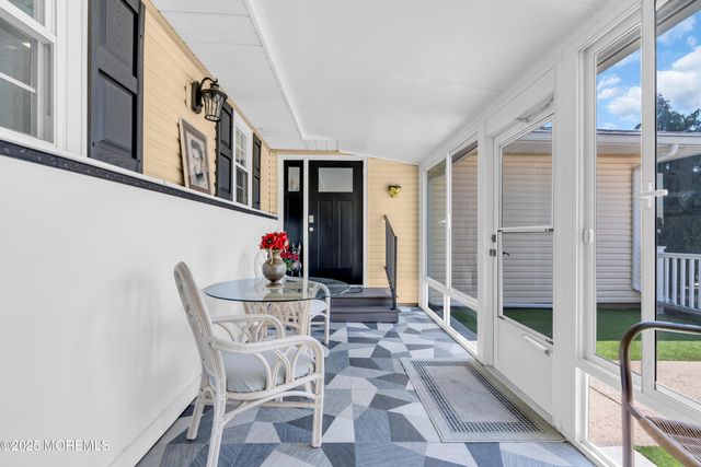 13 Canaries Court, Toms River, NJ 08757