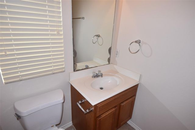 16807 Mammoth Springs Dr, Houston, TX 77095