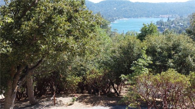 1251 Glacier Drive, Lake Arrowhead, CA 92352