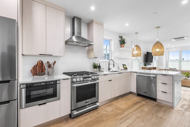 360 Athens St A, Boston, MA 02127