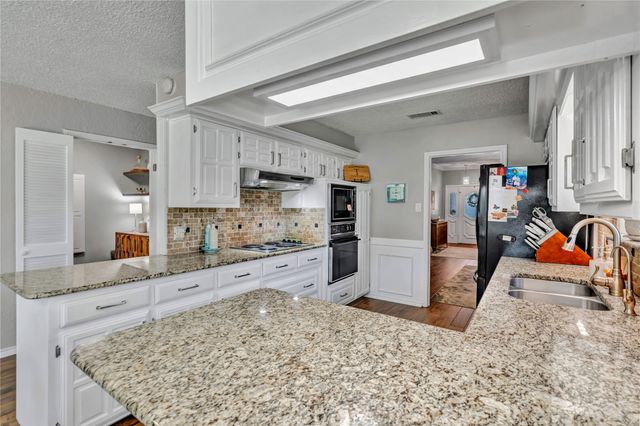 1830 Rhinevalley Drive, Arlington, TX 76012