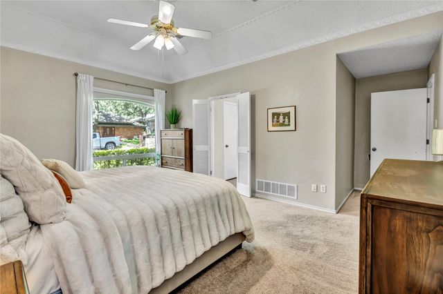 1830 Rhinevalley Drive, Arlington, TX 76012