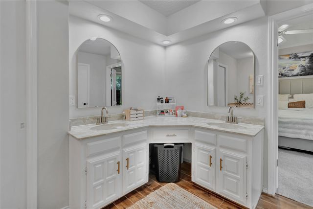1830 Rhinevalley Drive, Arlington, TX 76012