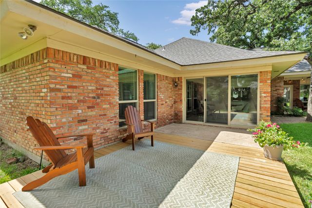 1830 Rhinevalley Drive, Arlington, TX 76012