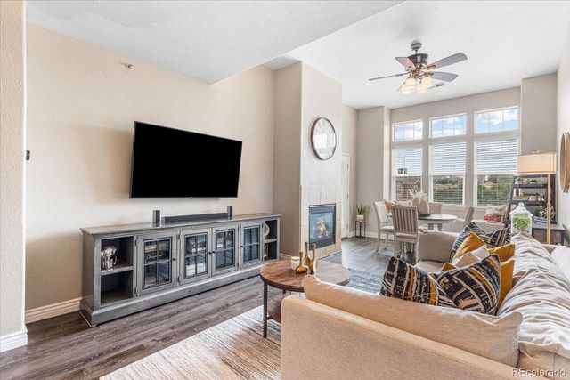 8489 Canyon Rim Circle 304, Englewood, CO 80112