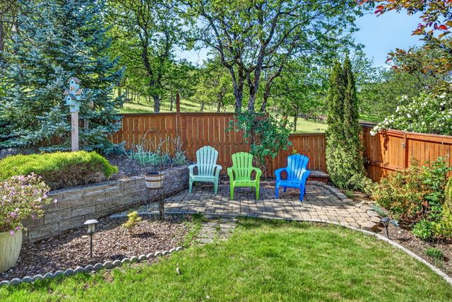 1284 Poppy Ridge Drive, Eagle Point, OR 97524