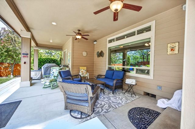 1284 Poppy Ridge Drive, Eagle Point, OR 97524