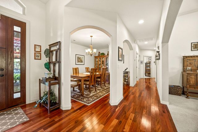 1284 Poppy Ridge Drive, Eagle Point, OR 97524